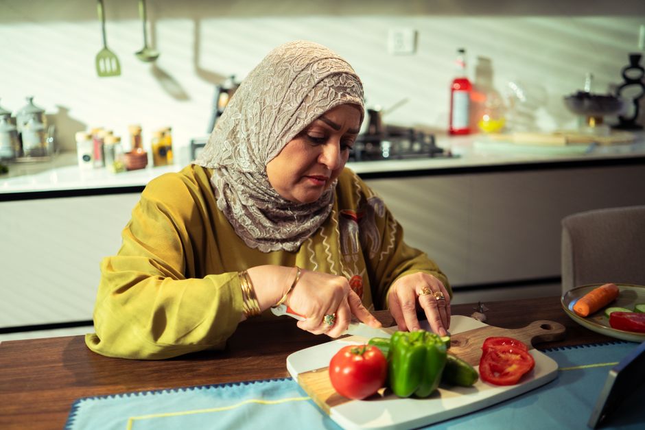 E-Learning vs Hands-On Kitchen Training